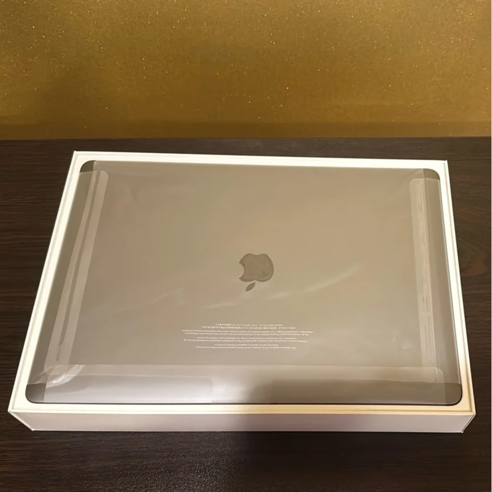 Apple MacBook Pro 15.4-inch Silver Laptop with Box 512GB SSD